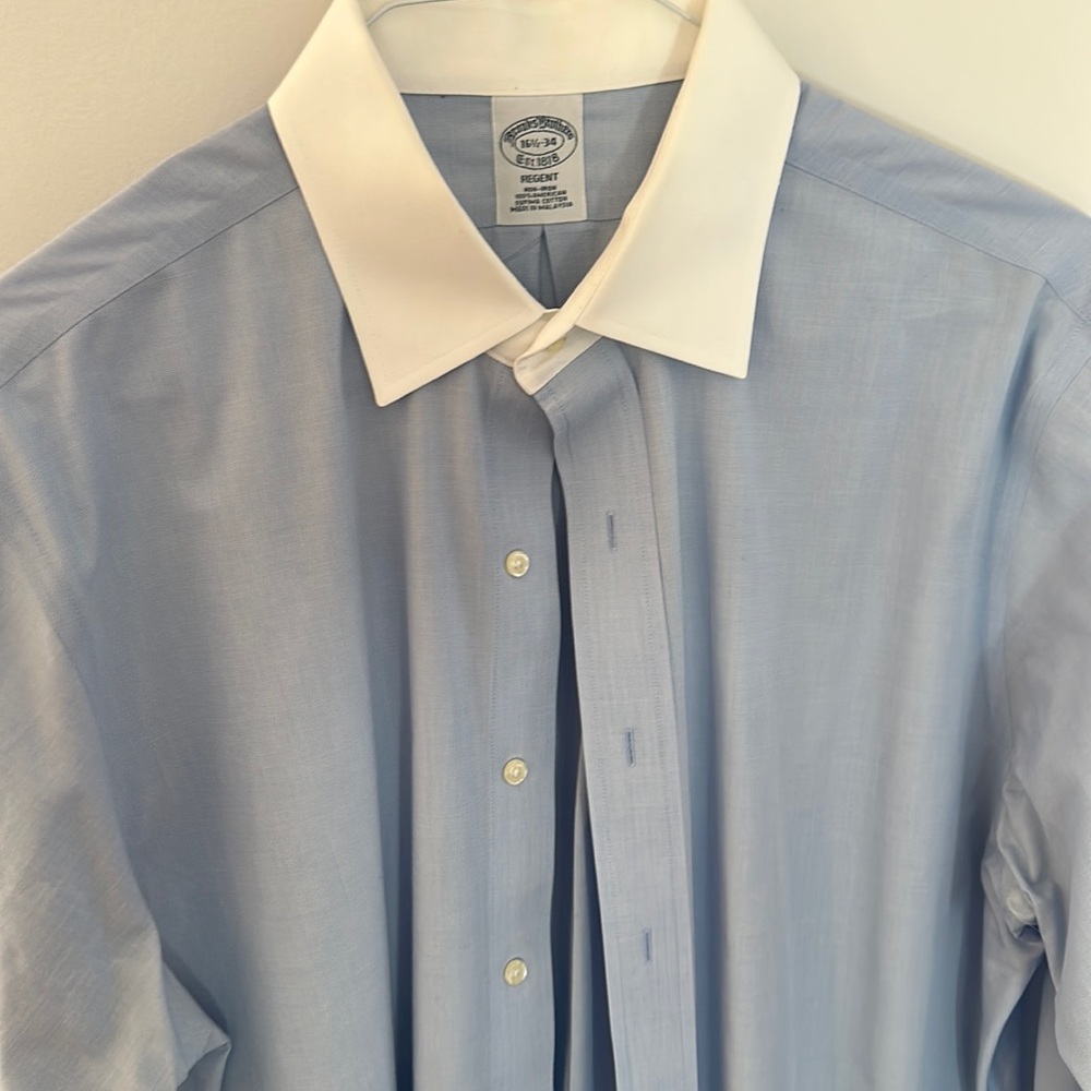 Brooks Brothers white collar/sleeve dress shirt 16.5 34 regent fit
